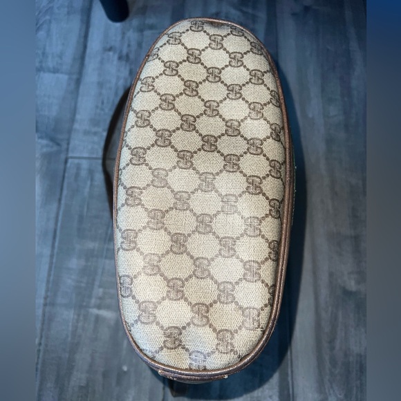 π― Gucci drawstring Bucket Bag - Picture 8 of 16